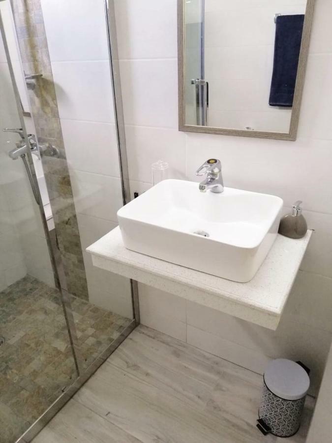 Residence Le Dattier, 2 Bedrooms Apartment, Flic-en-Flacq מראה חיצוני תמונה